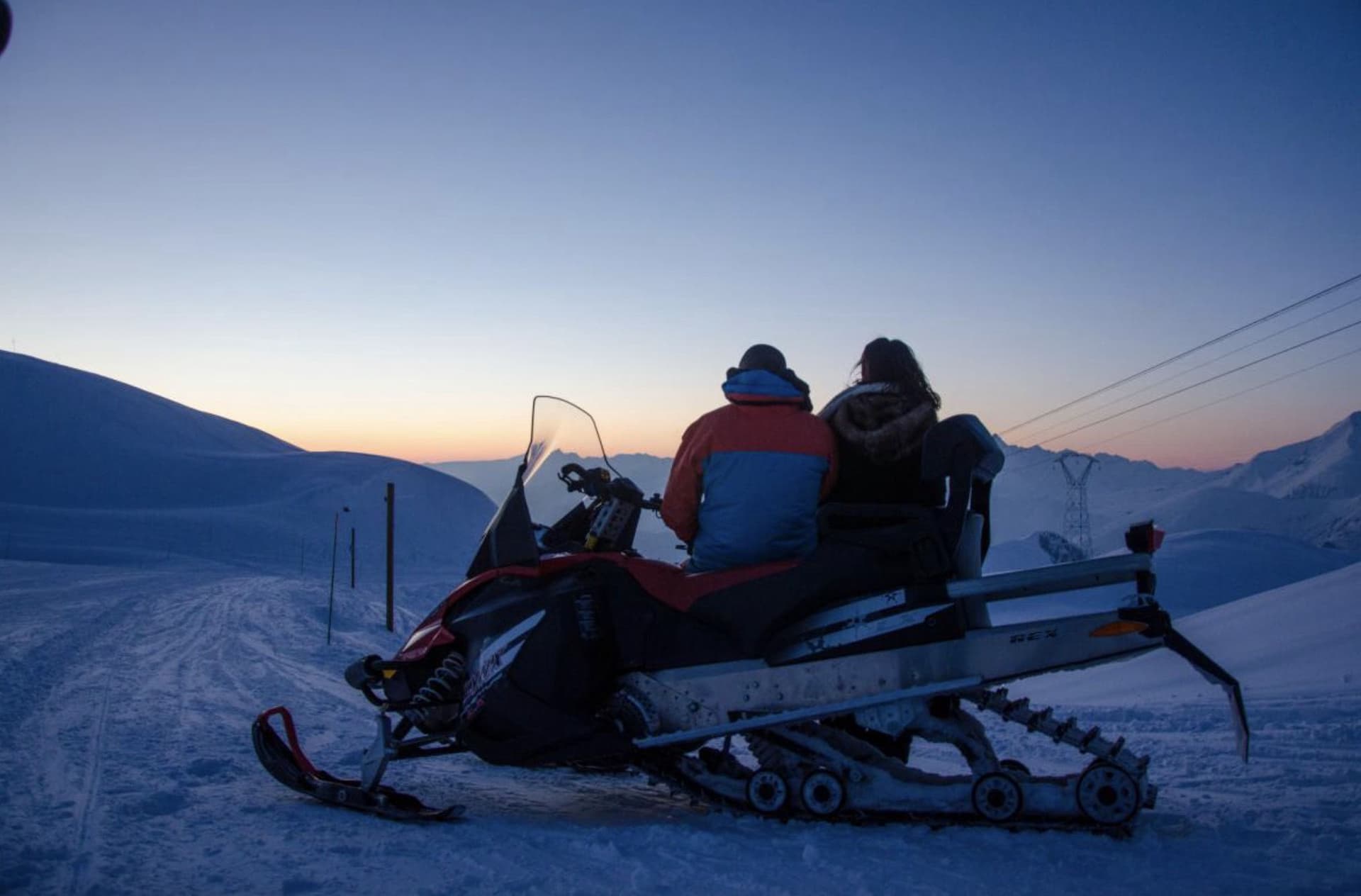 Balade motoneige avec coucher de soleil