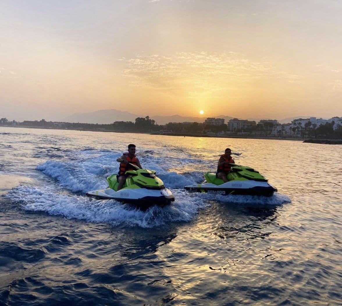 malaga jetski location couché de soleil