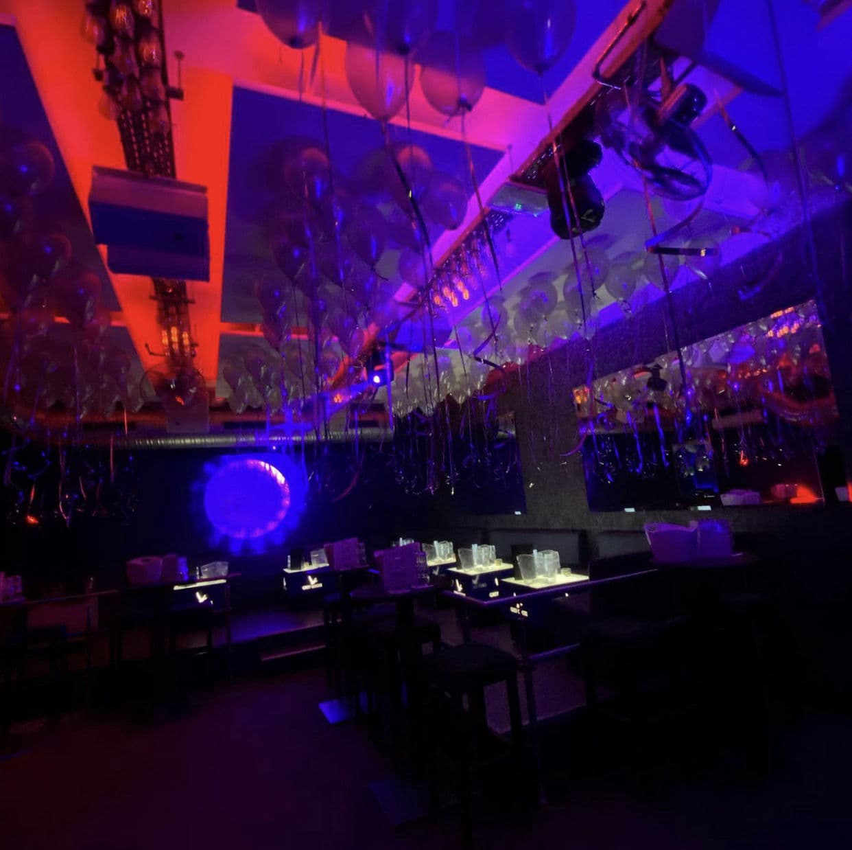 Nuit blanches boite de nuit nice